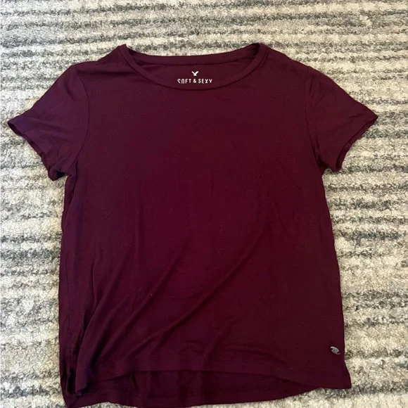 Assorted T-Shirt Collection - Picture 6 of 8